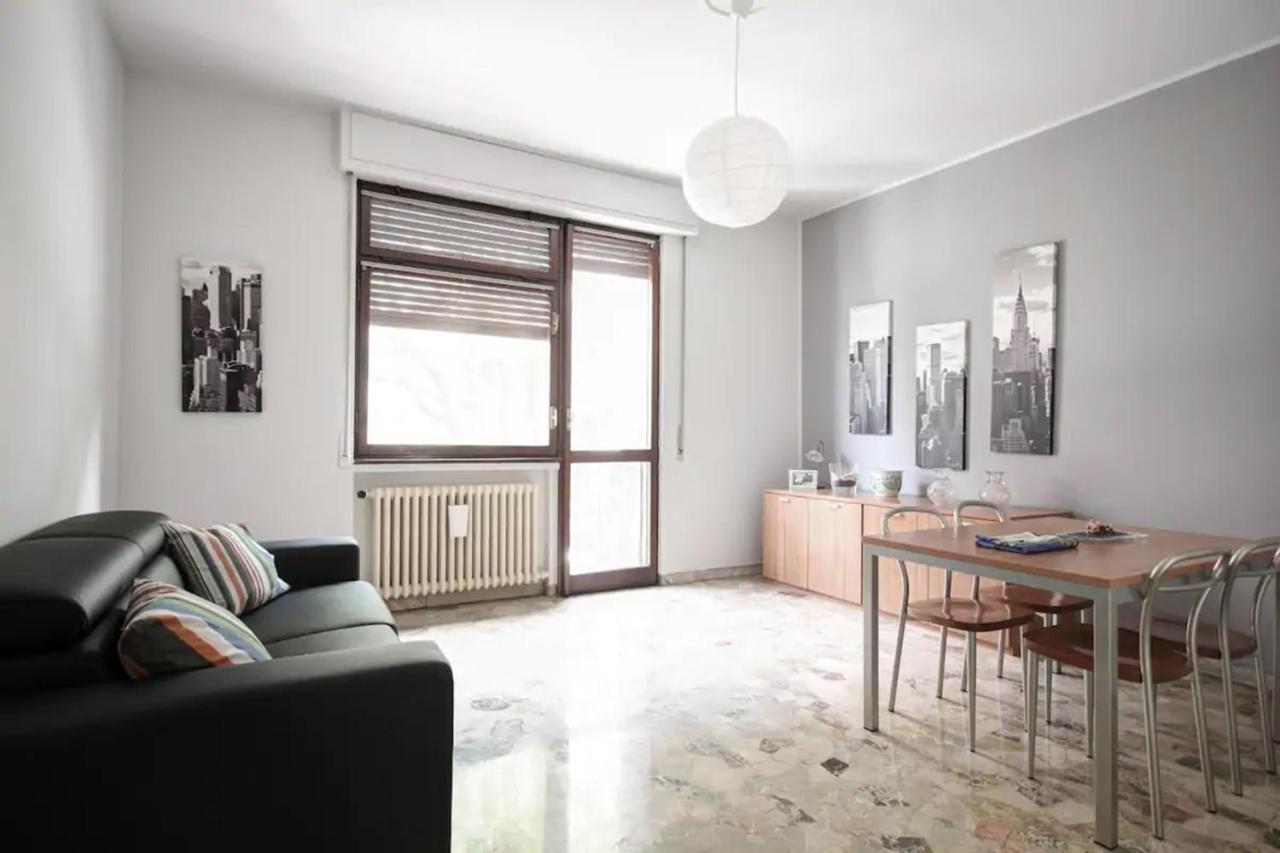 Milanrentals - Lotto Apartment Bagian luar foto